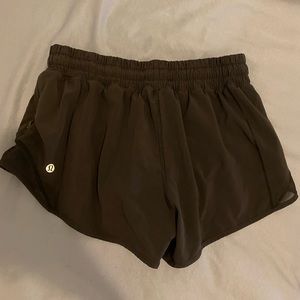 Lululemon hotty hot low rise shorts